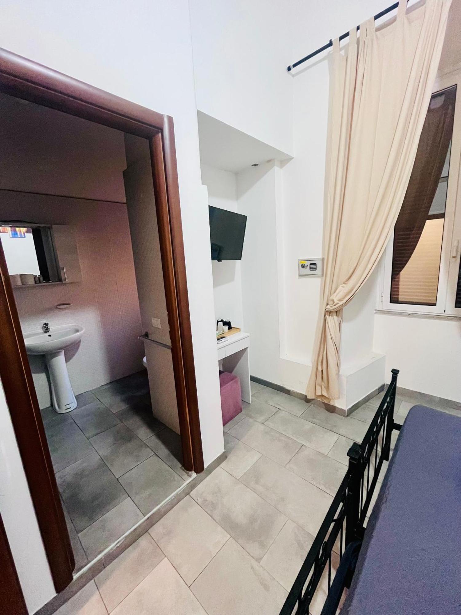 Grandis Rooms Рим Екстер'єр фото