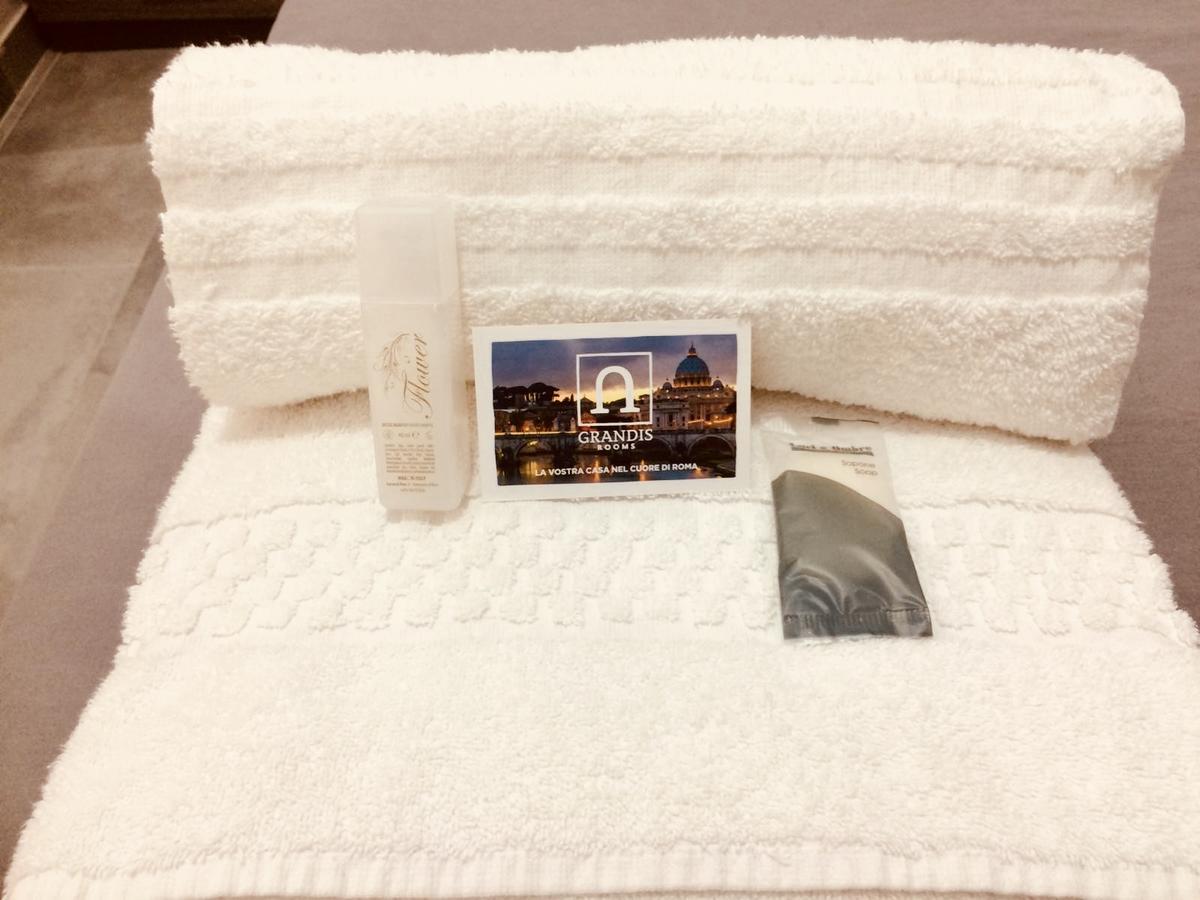 Grandis Rooms Рим Екстер'єр фото