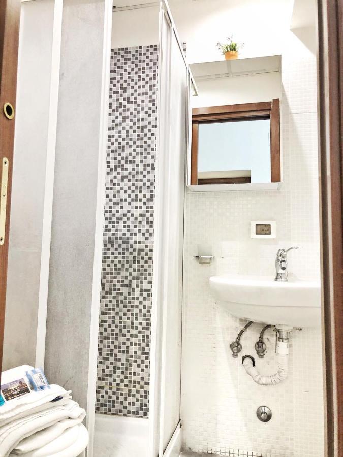 Grandis Rooms Рим Екстер'єр фото